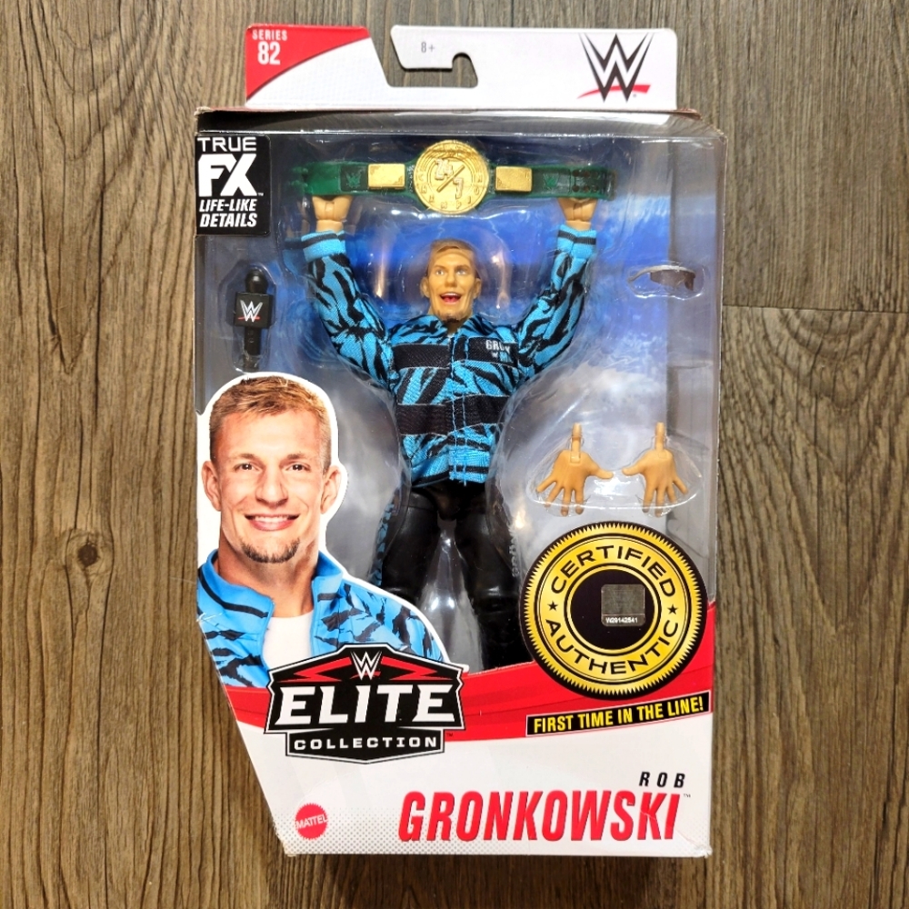 *SOLD*Rob Gronkowski Elite Collection Action Figure